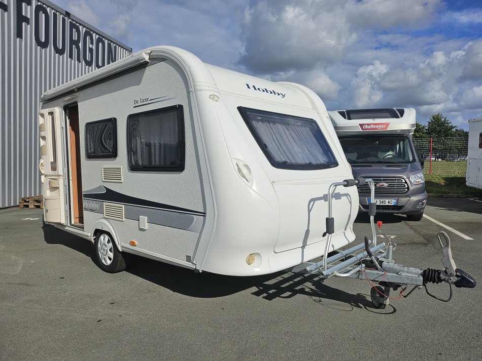 caravane HOBBY DELUXE 400 SF modèle 2011
