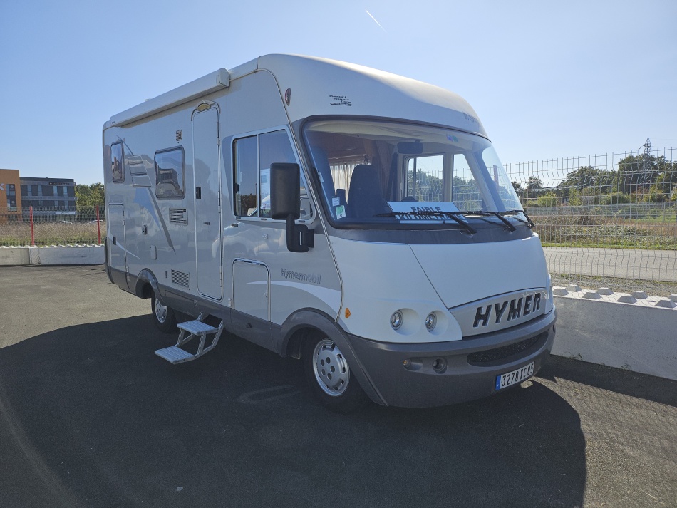 camping car HYMER CLASSE B 504 modèle 2004